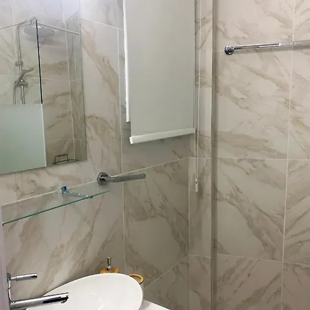 شقة Luxury Retreat- 2-bedroom, 2-bath