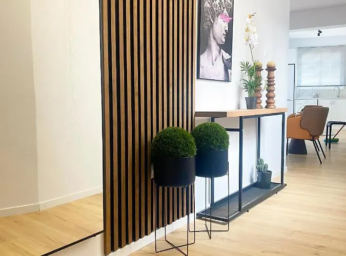 Apartmán Luxury Retreat- 2-bedroom, 2-bath